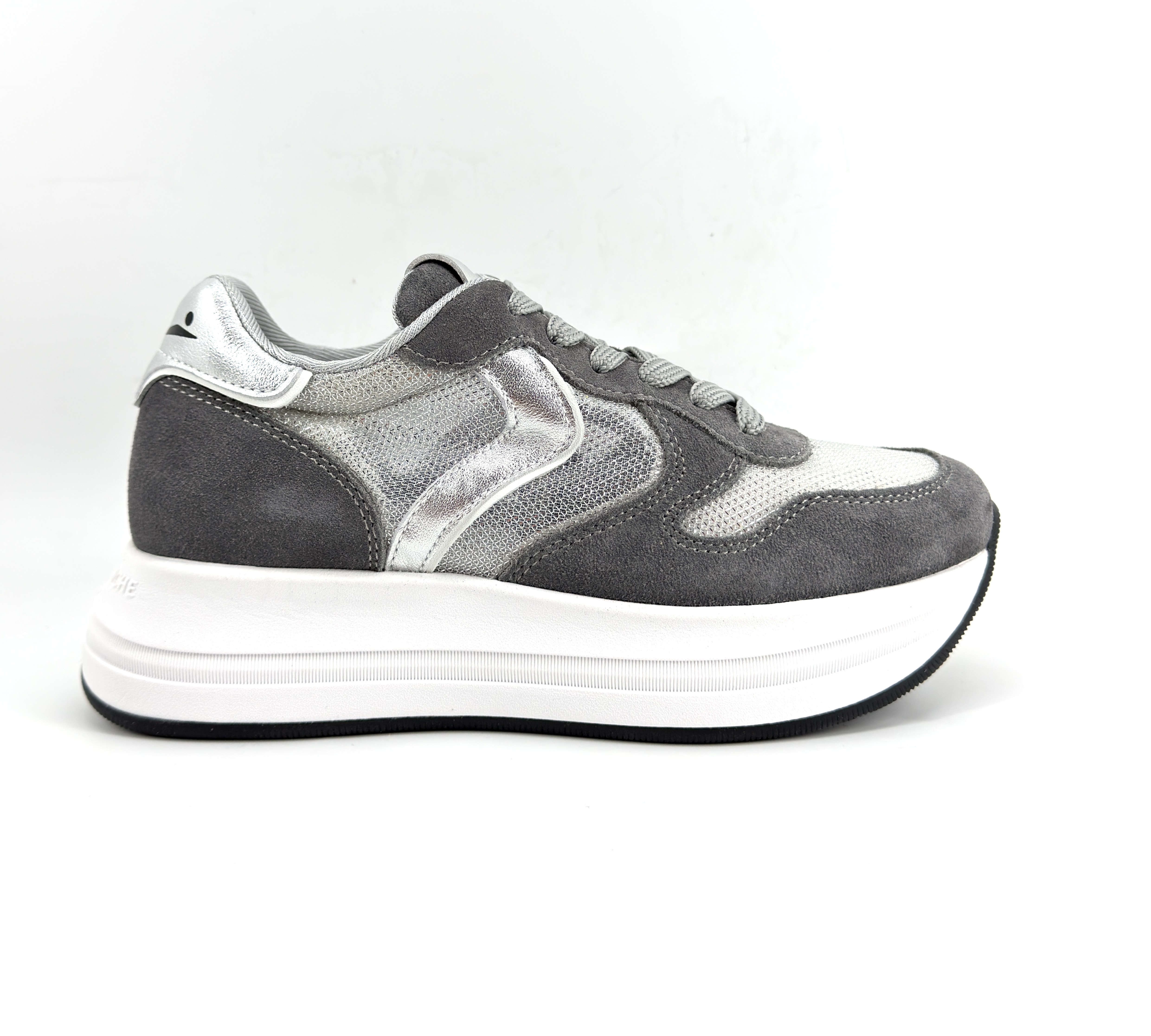 Voile Blanche Кроссовки 26015704