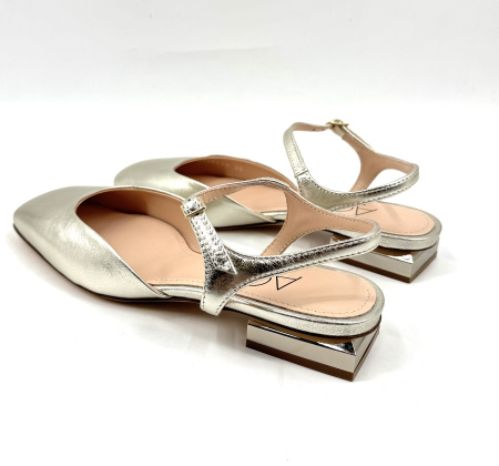 AGL Босоножки 25017101