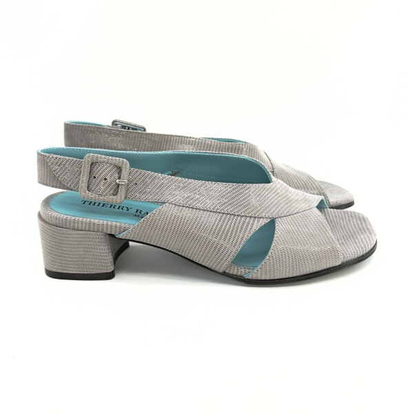 Thierry Rabotin Босоножки 26012803