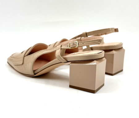 AGL Босоножки 25017102