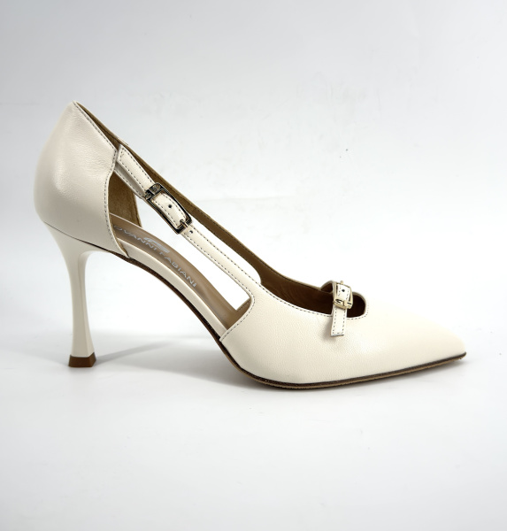 Giovanni Fabiani Босоножки 26012414